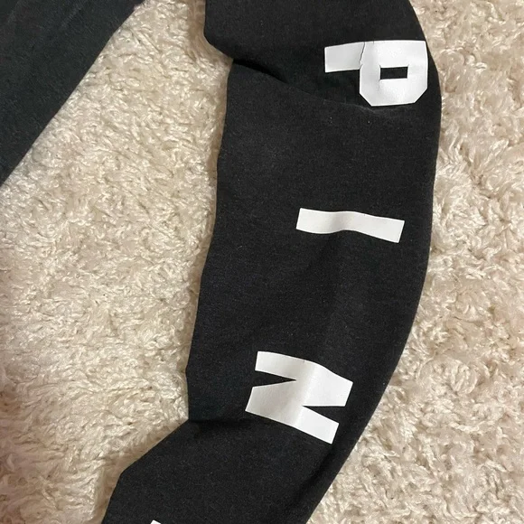 Sold on Vinted 🛍 VS pink leggings - Picture 3 of 4